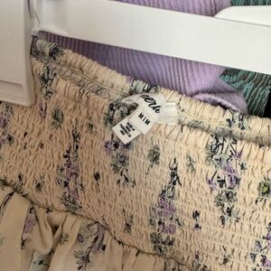 Skirt shirt included size mediums